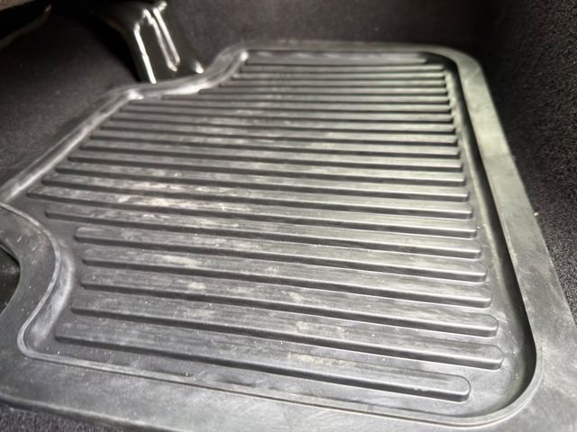 Used 2024 RAM 1500 Classic SLT image 25