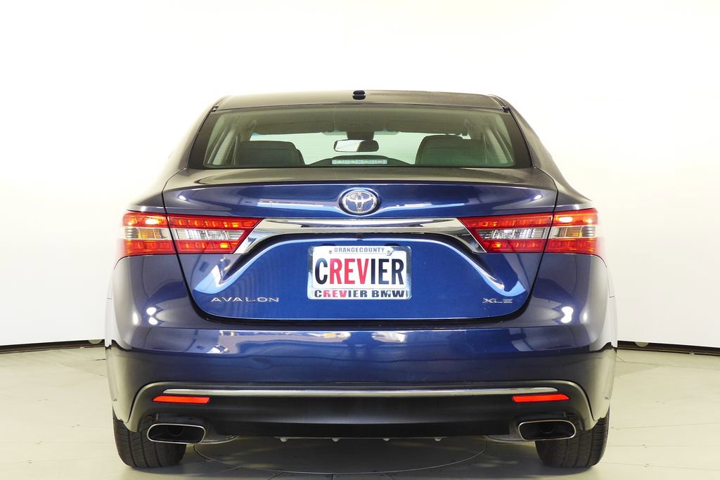 Used 2018 Toyota Avalon XLE w/ Preferred Accessory Package image 8