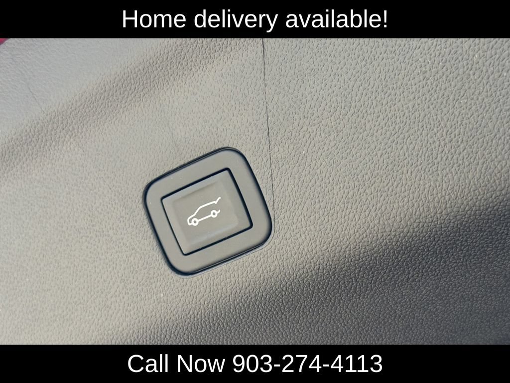 Used 2026 GMC Yukon XL Denali w/ Denali Reserve Package AWD/4WD image 8