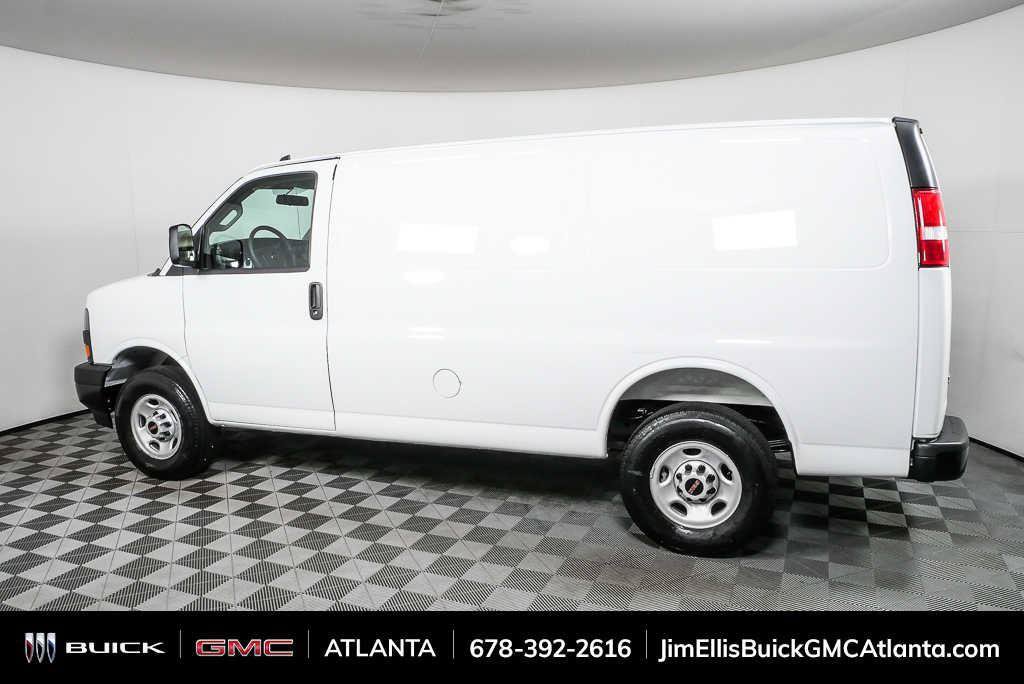 New 2025 GMC Savana 2500 w/ Driver Convenience Package RWD image 24