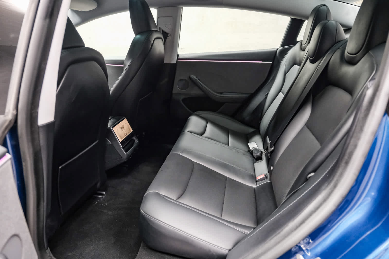 Used 2024 Tesla Model 3 Standard Range RWD image 23