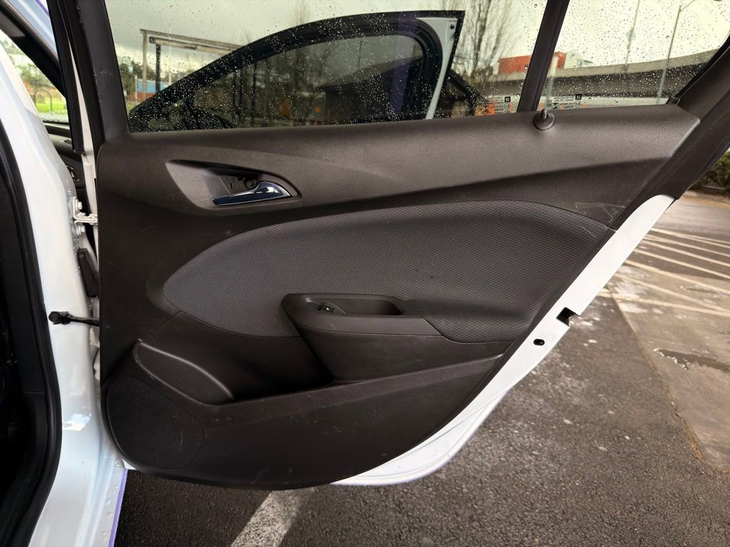 Used 2017 Chevrolet Cruze LT w/ Convenience Package FWD image 32