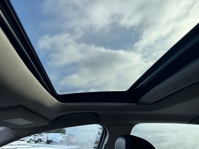 Used 2025 Acura TLX w/ Technology Package image 24