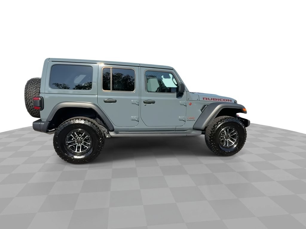 Used 2025 Jeep Wrangler Unlimited Rubicon w/ XTREMEE 35" Tire Package AWD/4WD image 9