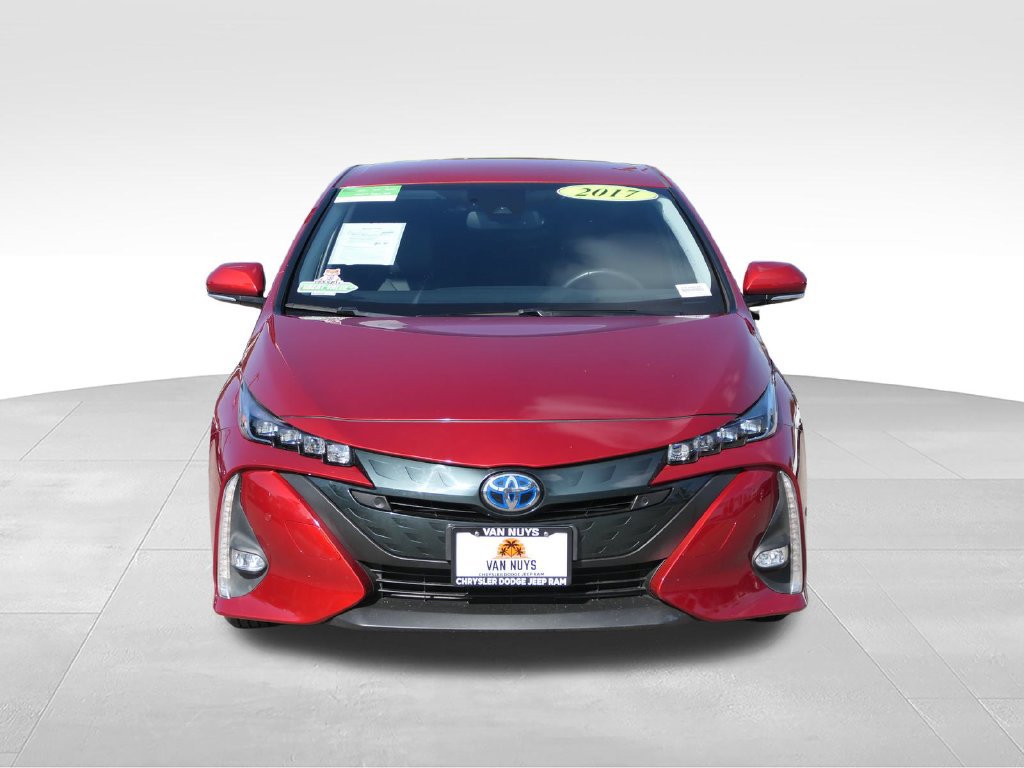 Used 2017 Toyota Prius Prime Advanced w/ Carpet Mat Package FWD image 6