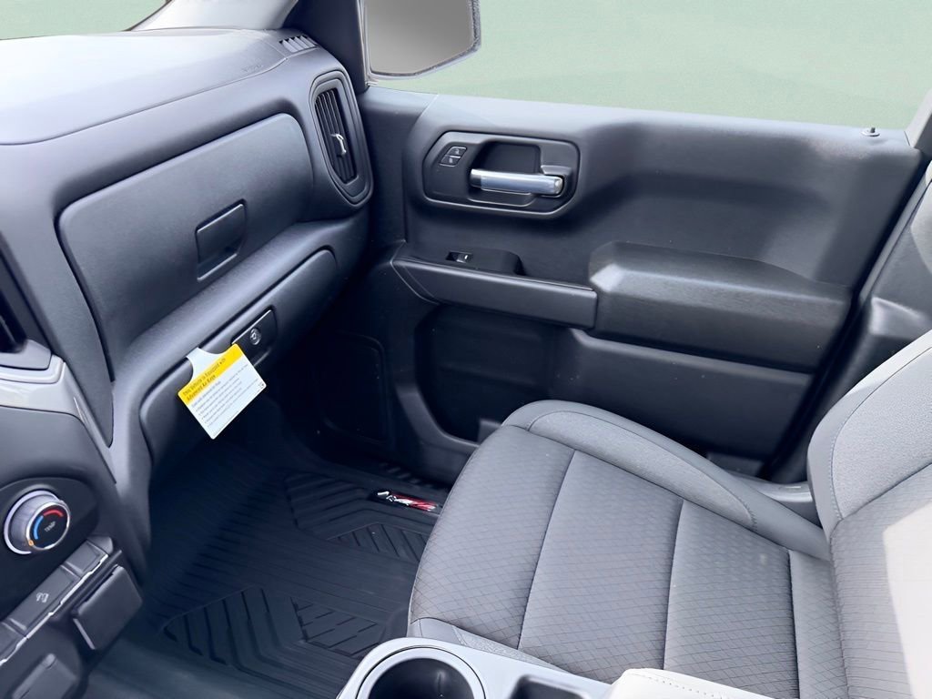 Used 2026 Chevrolet Silverado 1500 Custom Trail Boss w/ LPO, Dark Essentials Package image 29