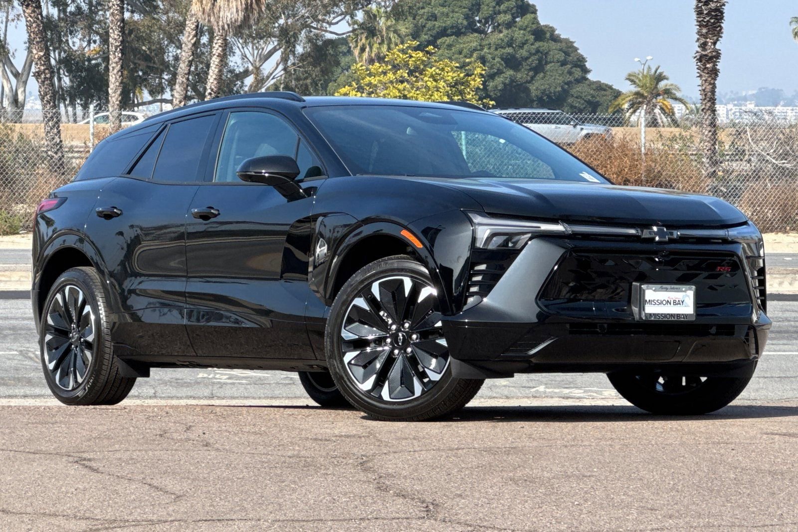 New 2025 Chevrolet Blazer EV RS image 2