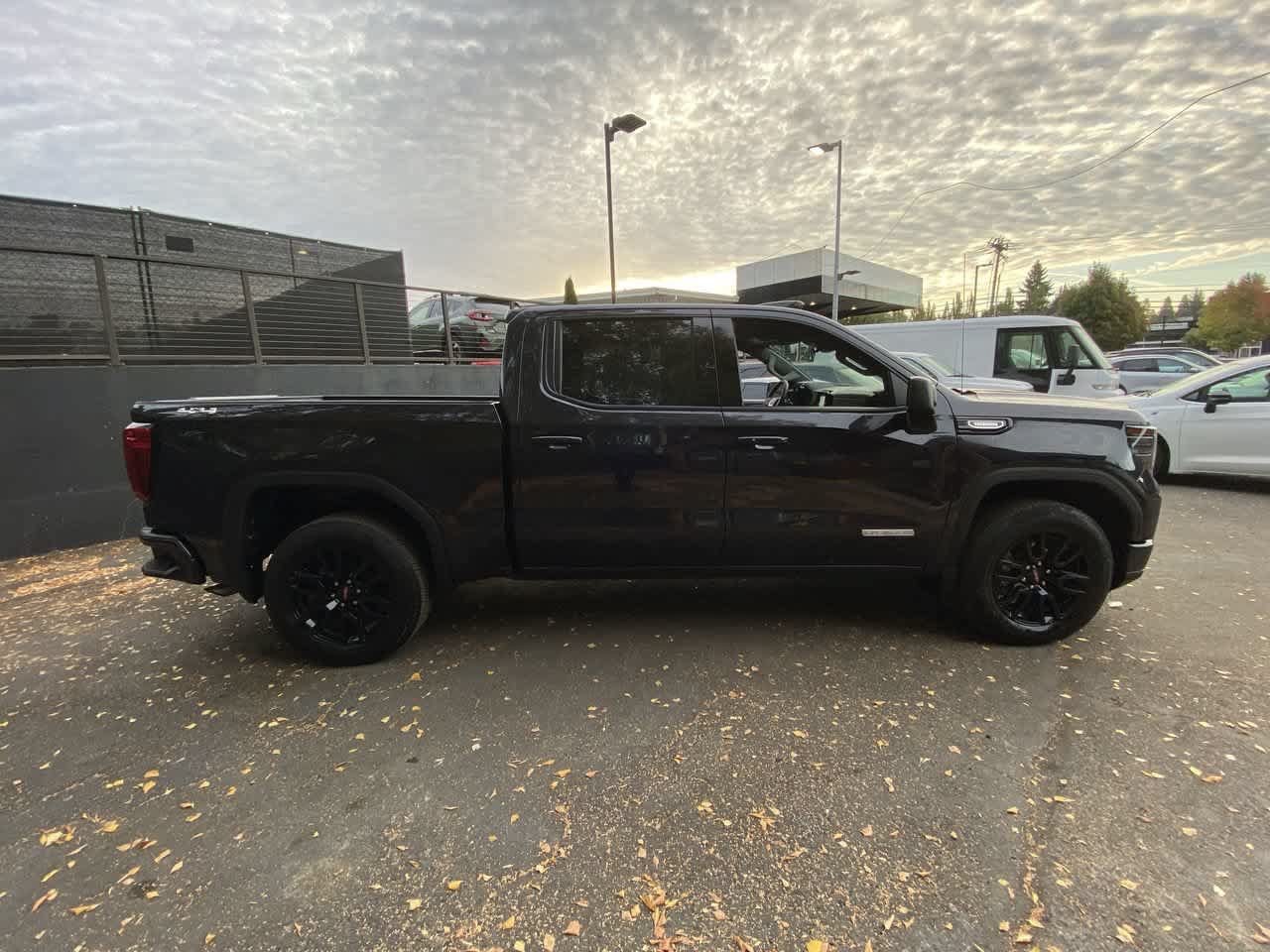 Used 2026 GMC Sierra 1500 Elevation AWD/4WD image 7