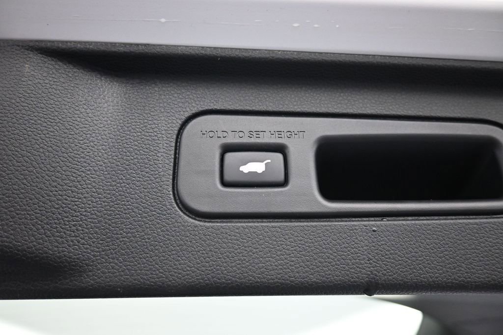 Used 2024 Honda Pilot Elite image 24