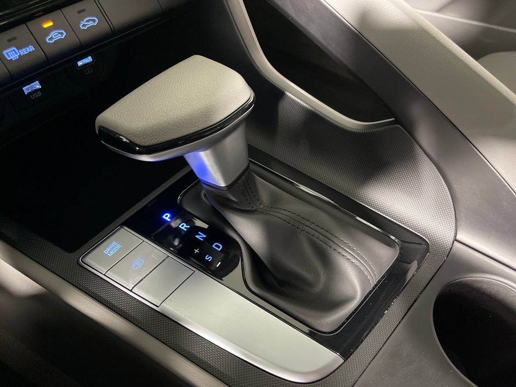 Certified 2023 Hyundai Elantra SEL FWD image 24