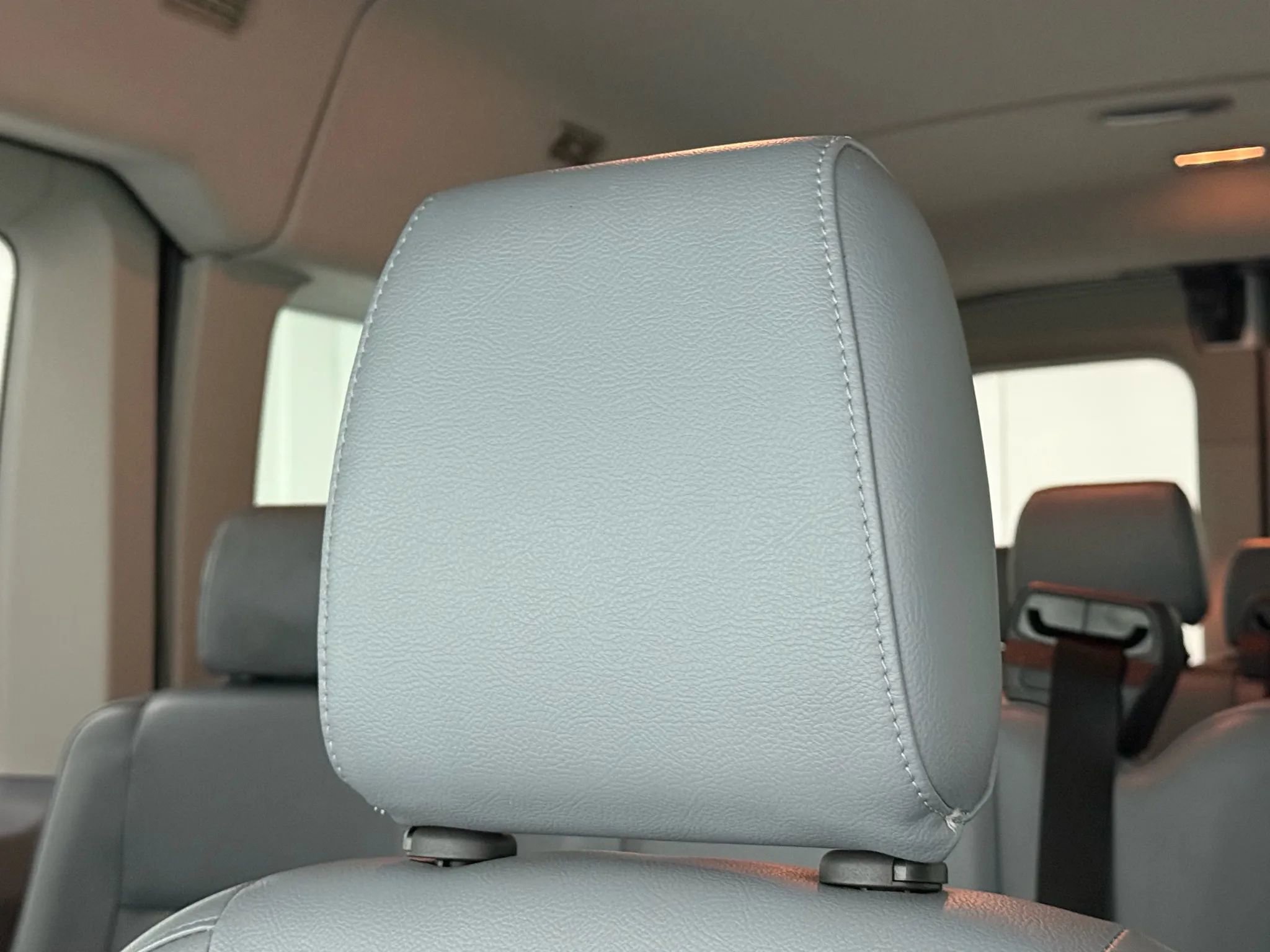 Used 2016 Ford Transit 350 XL image 17