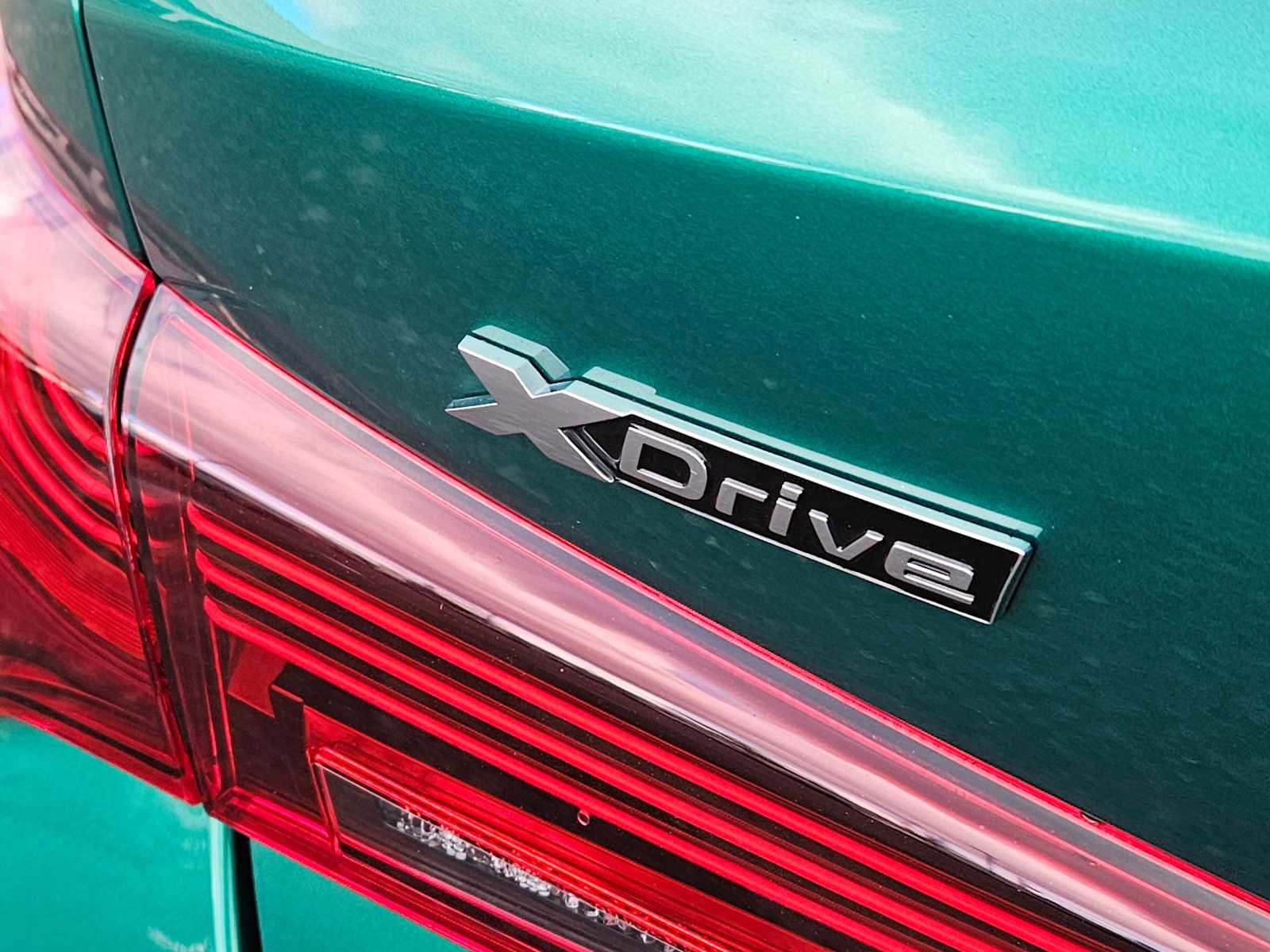 Used 2026 BMW M4 xDrive Competition w/ M Carbon Exterior Package image 16