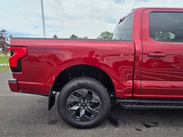 Used 2025 Ford F150 Lightning Flash AWD/4WD image 7