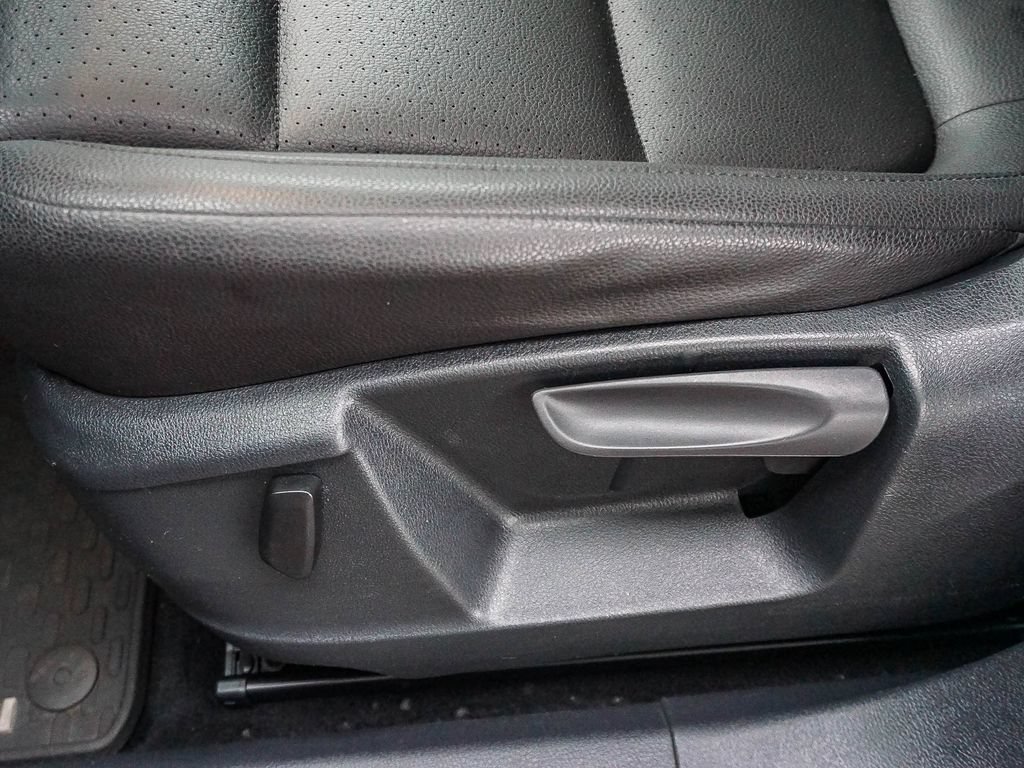 Used 2017 Volkswagen Tiguan S FWD image 20