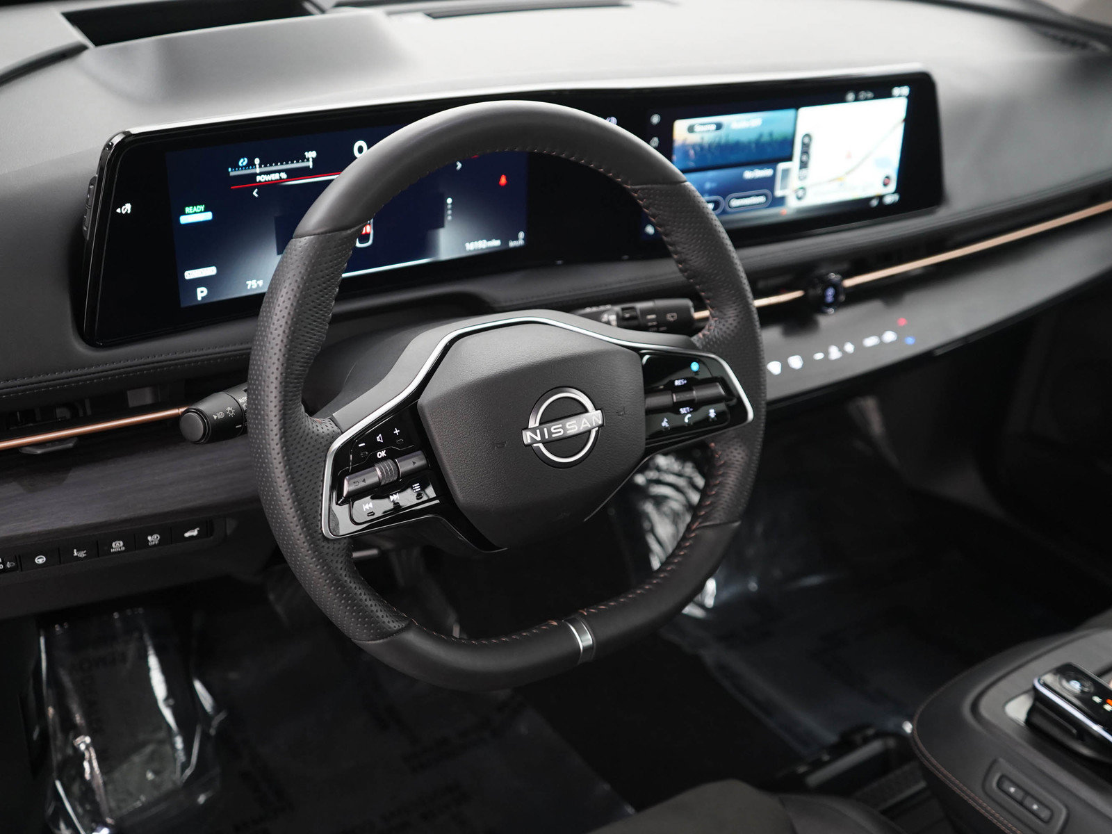 Used 2024 Nissan Ariya AWD image 21