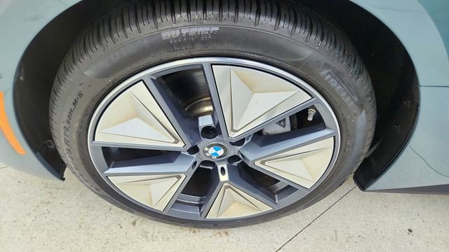 Used 2025 BMW i4 eDrive40 w/ Premium Package image 60