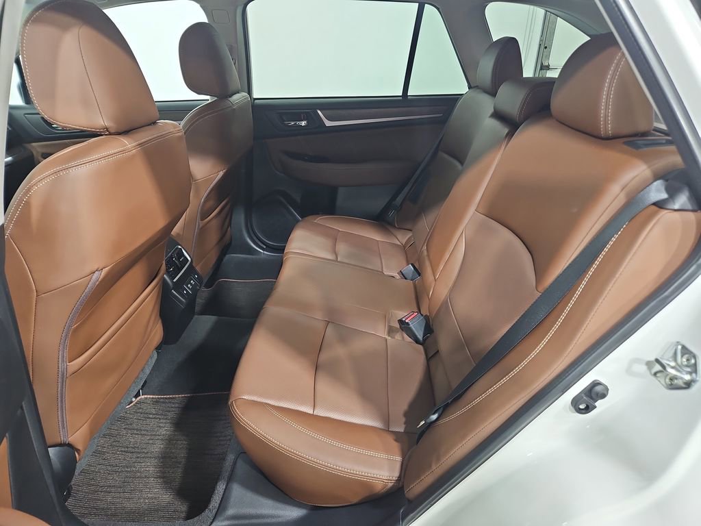 Used 2019 Subaru Outback 2.5i Touring AWD/4WD image 26