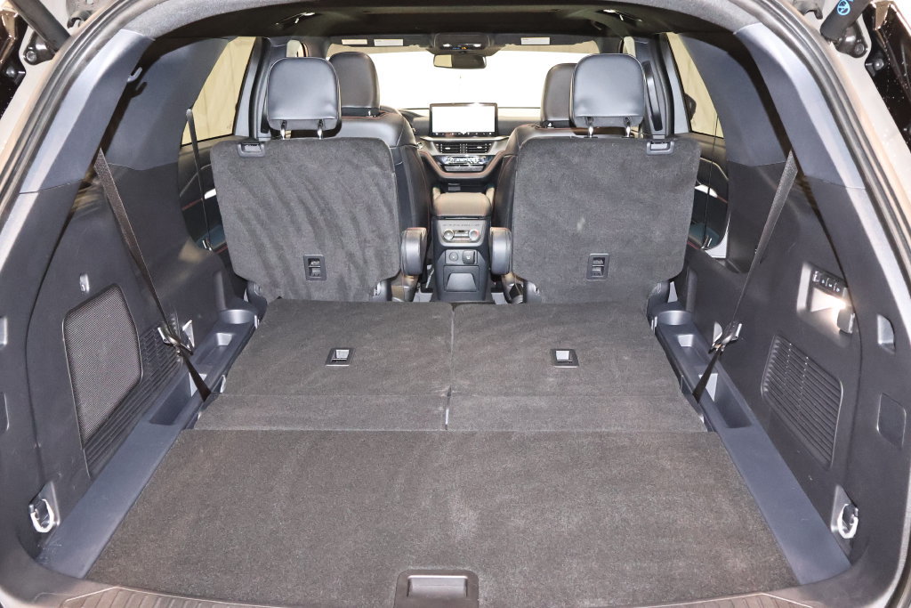 Certified 2026 Ford Explorer ST w/ Sun And Sound Package AWD/4WD image 41