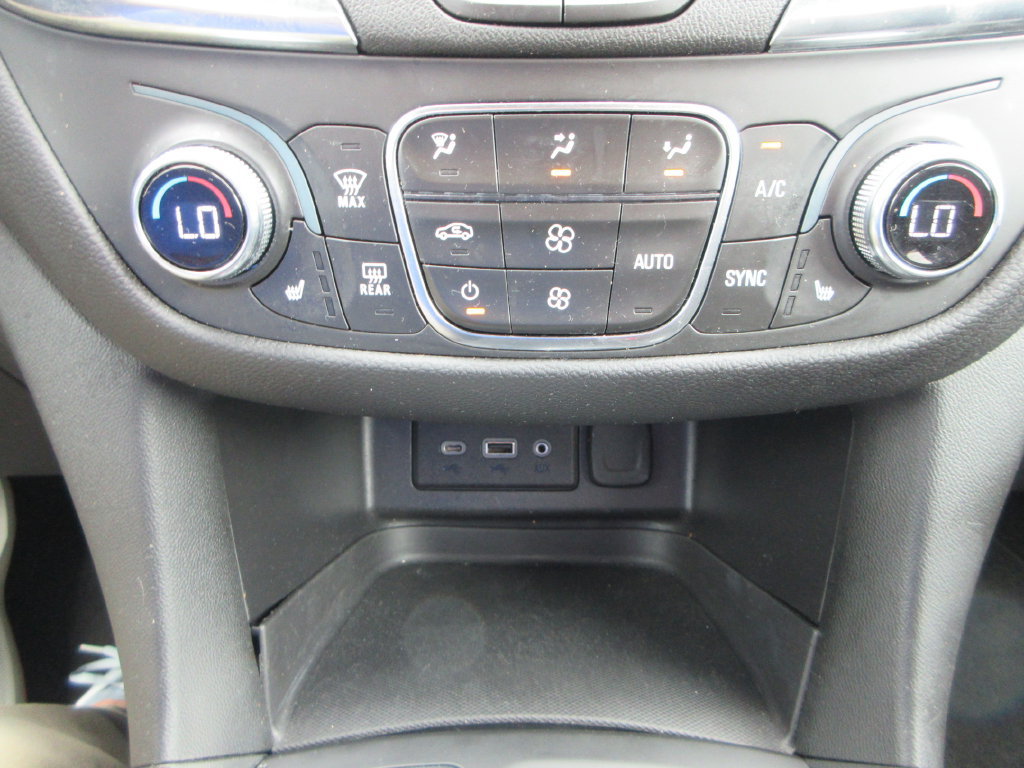 Certified 2022 Chevrolet Equinox LT FWD image 29