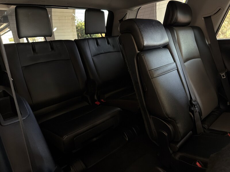 Used 2016 Toyota 4Runner SR5 Premium RWD image 17