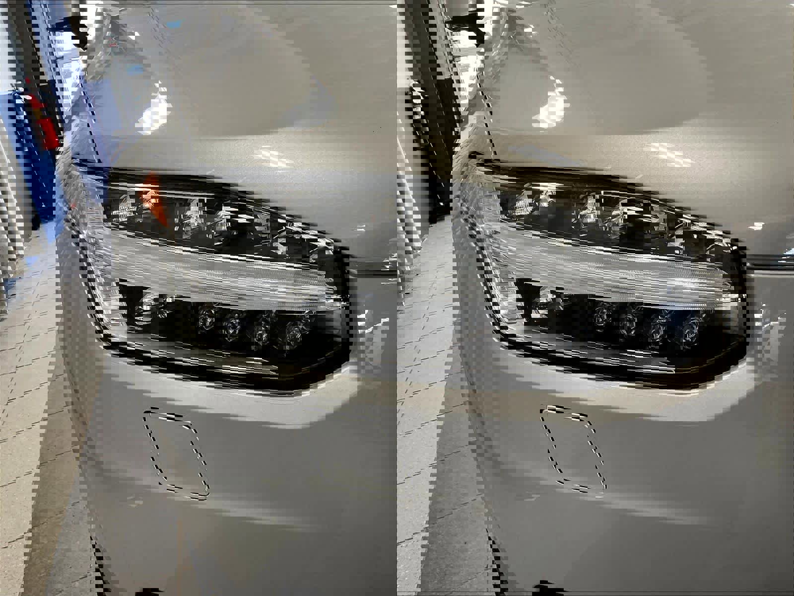 Used 2023 Volvo XC90 B6 Plus w/ Protection Package AWD/4WD image 34