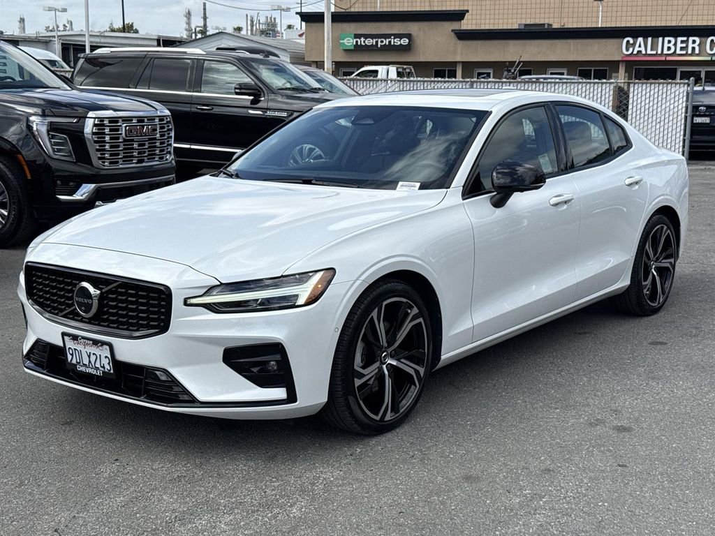 Used 2023 Volvo S60 B5 Plus w/ Protection Package Premier image 7