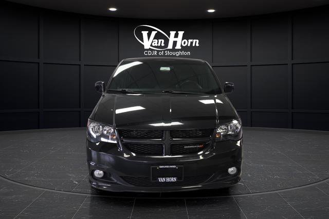 Used 2016 Dodge Grand Caravan R/T FWD image 2