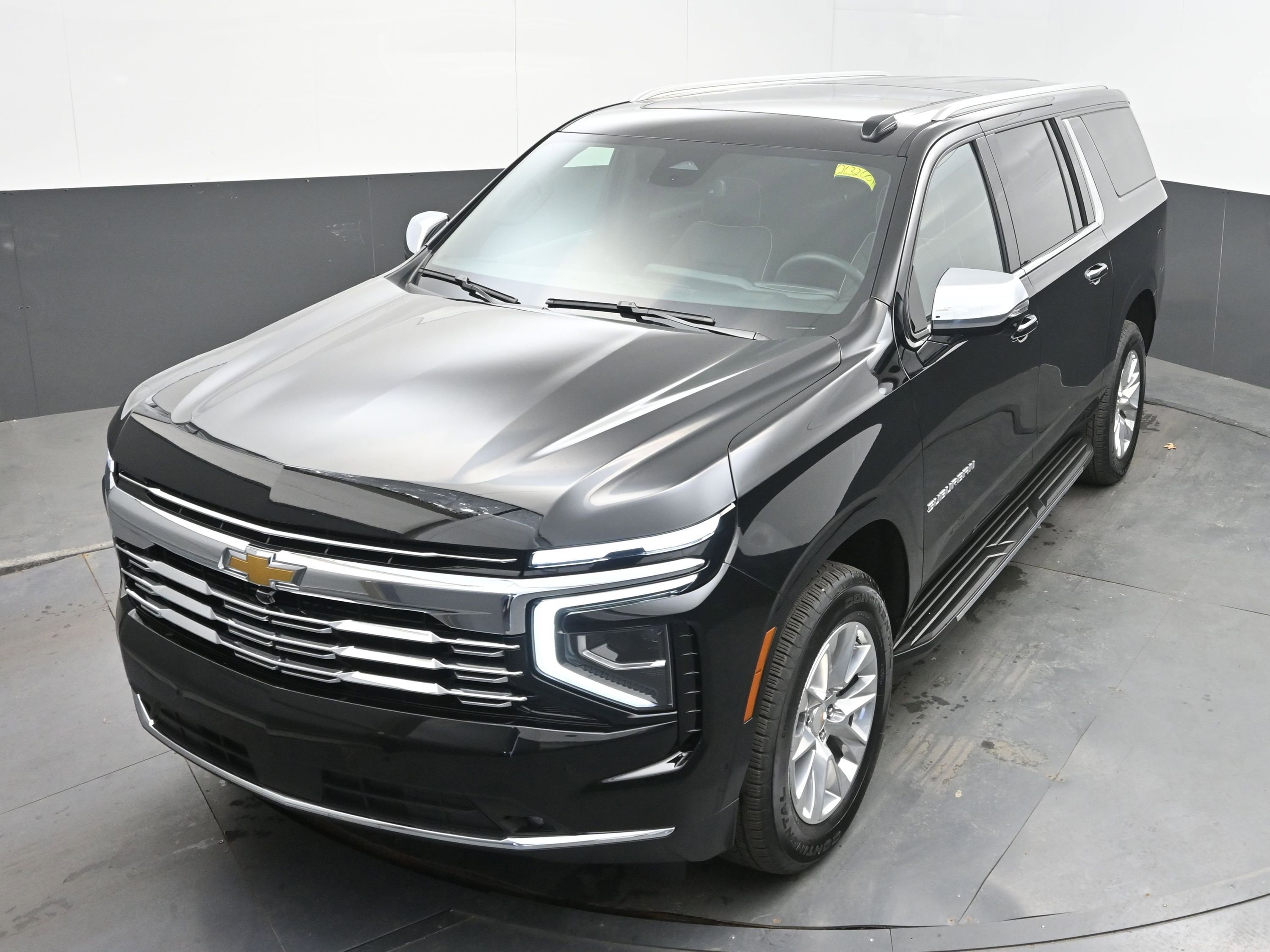 New 2026 Chevrolet Suburban Premier w/ Sun And Tow Package AWD/4WD image 33