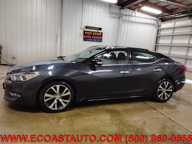 Used 2017 Nissan Maxima Platinum w/ Interior Lighting Package image 5