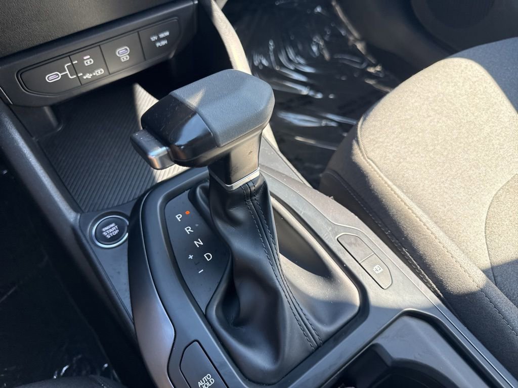 Used 2025 Kia K4 FWD image 17