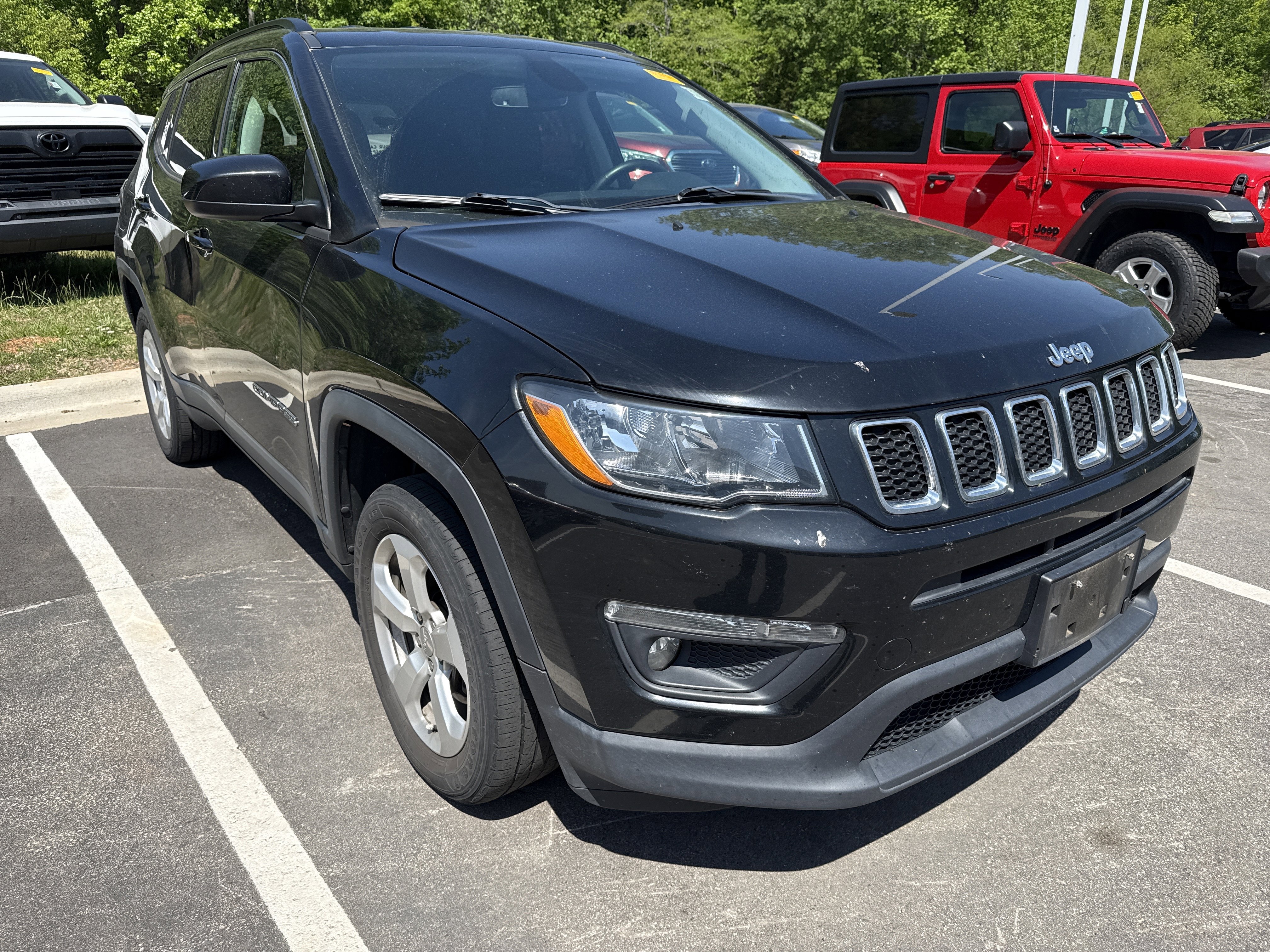 Used 2019 Jeep Compass Latitude w/ Popular Equipment Group image 37