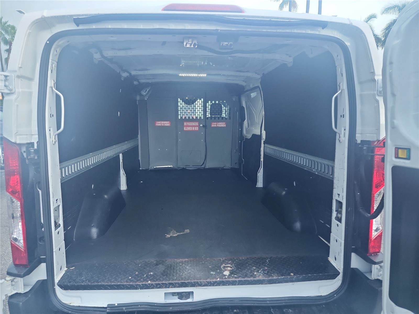 Used 2021 Ford Transit 250 Low Roof RWD image 15