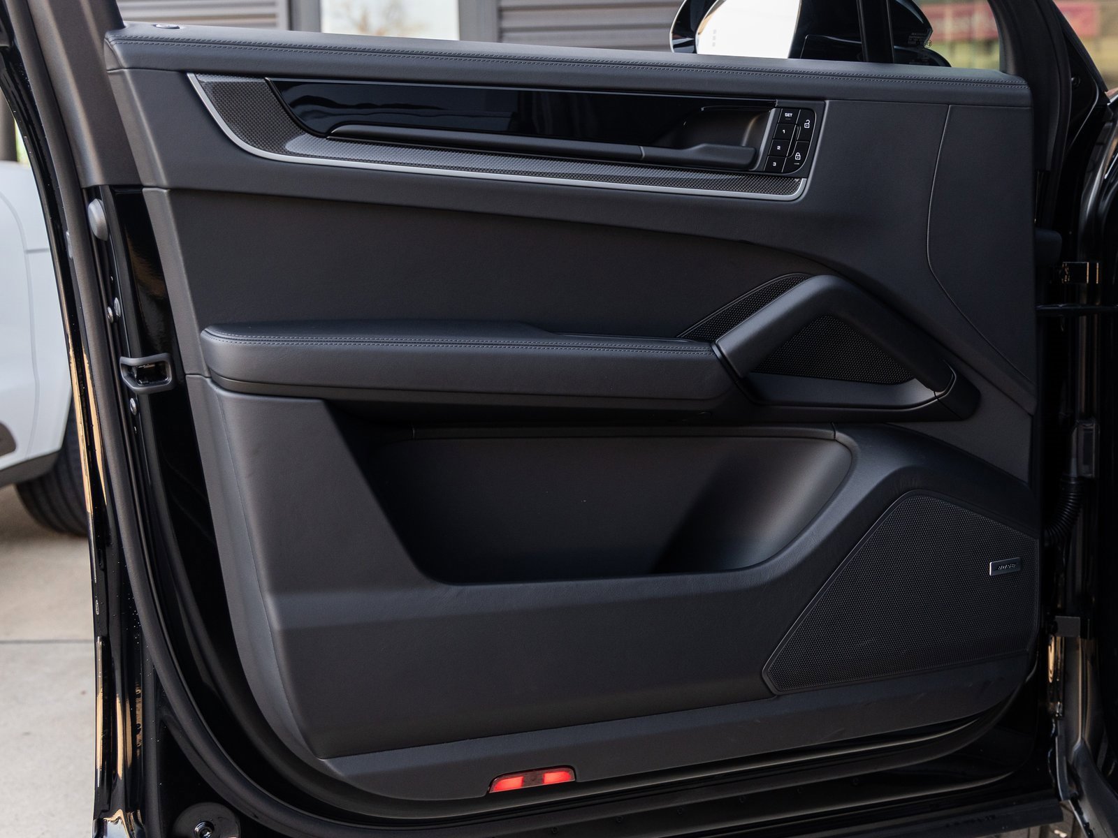 New 2026 Porsche Cayenne S image 18