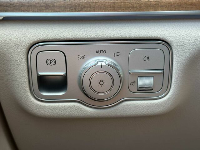 Certified 2026 Mercedes-Benz GLE 350 4MATIC image 32