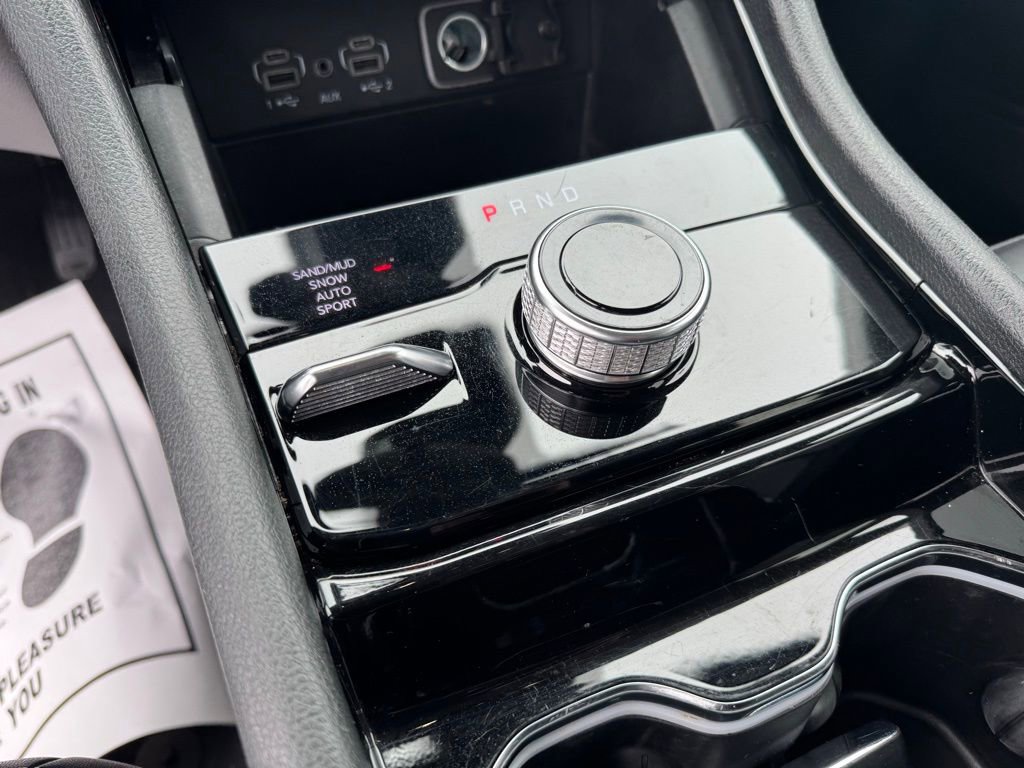 Used 2023 Jeep Grand Cherokee Limited image 14