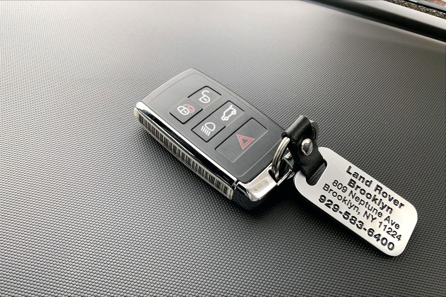 Used 2025 Land Rover Defender 110 S image 13