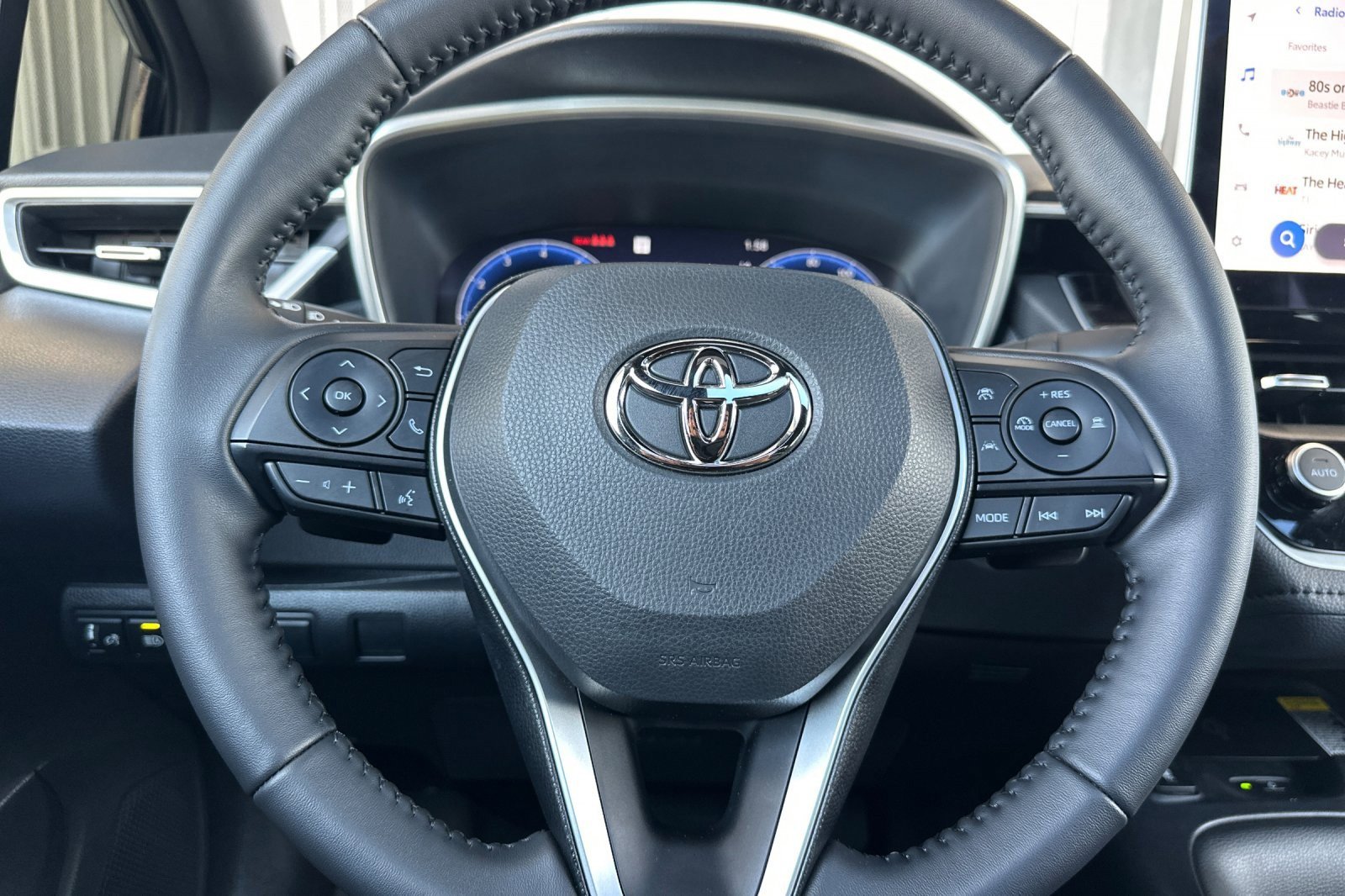 Used 2026 Toyota Corolla XSE FWD image 22