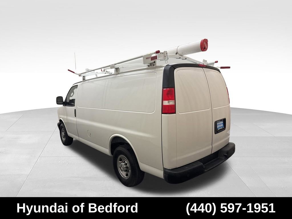 Used 2023 Chevrolet Express 2500 w/ Driver Convenience Package RWD image 8