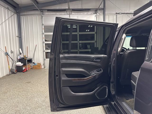 Used 2017 Chevrolet Suburban LT AWD/4WD image 18