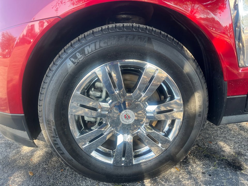 Used 2016 Cadillac SRX Luxury w/ Driver Awareness Package image 27