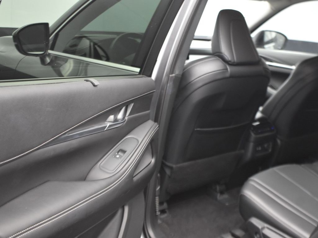 Used 2023 INFINITI QX60 Luxe w/ Cargo Package image 13