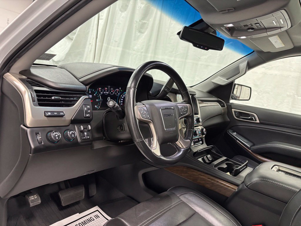 Used 2019 GMC Yukon Denali w/ Open Road Package AWD/4WD image 15