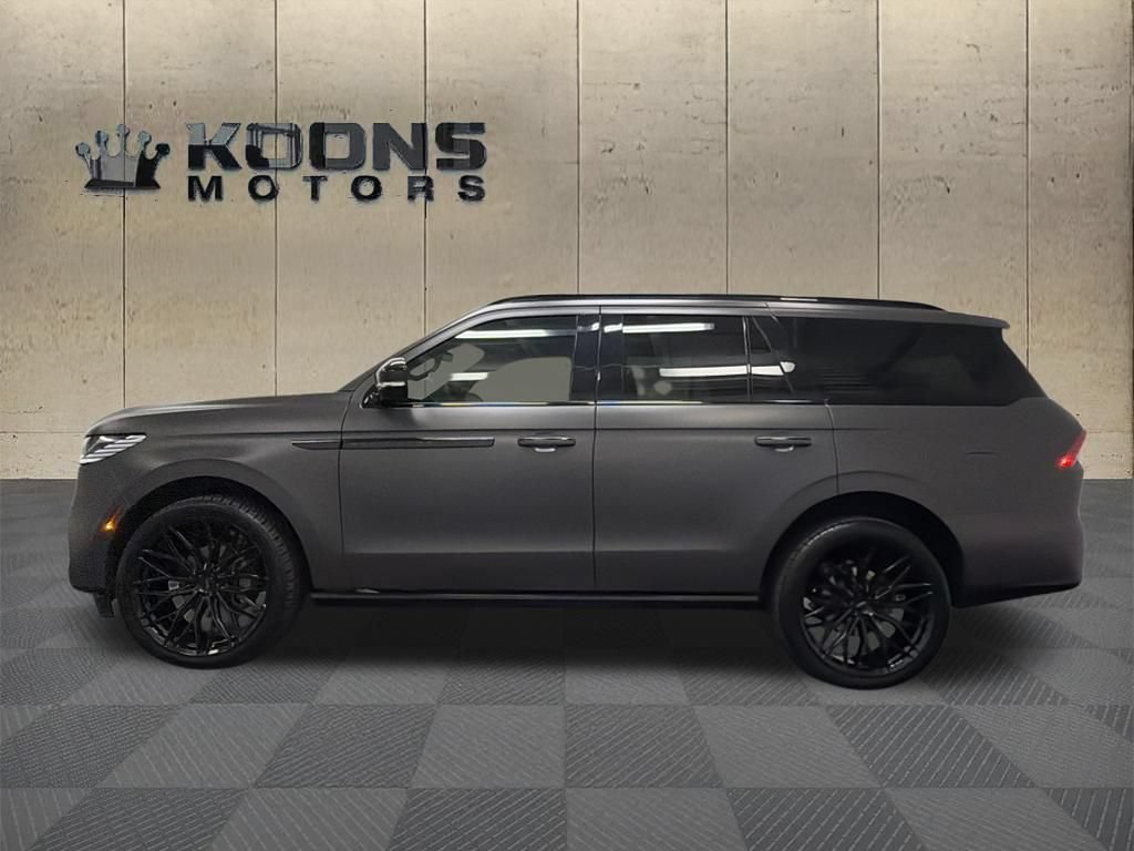New 2025 Lincoln Navigator Black Label AWD/4WD image 6