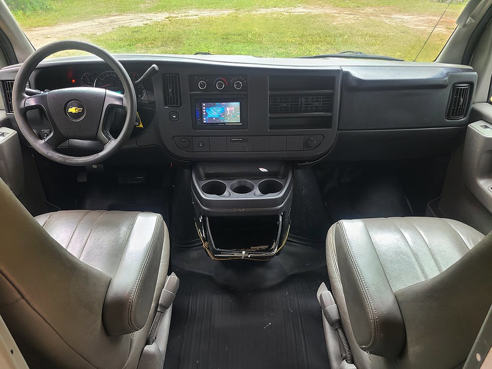Used 2014 Chevrolet Express 1500 image 15