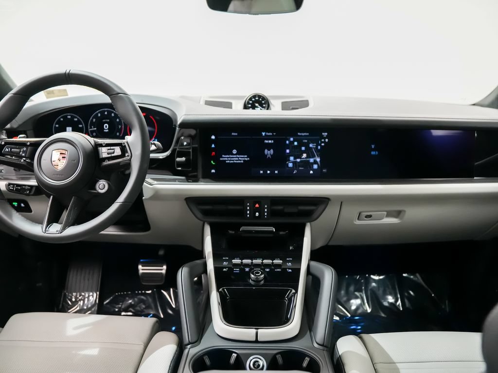 New 2026 Porsche Cayenne GTS AWD/4WD image 17