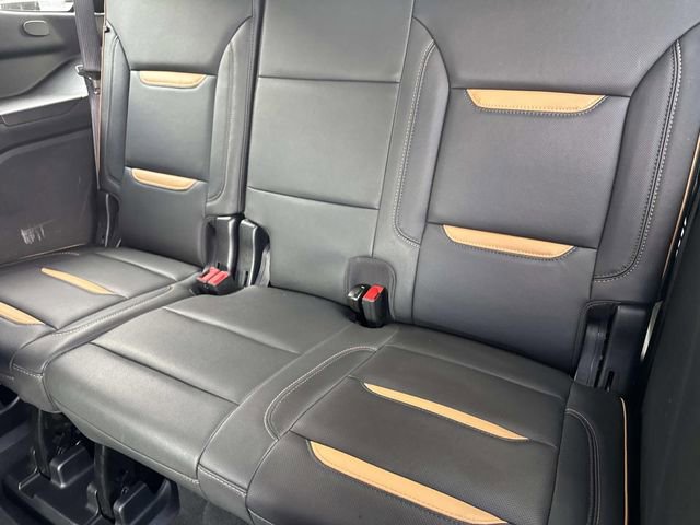 Used 2024 GMC Yukon AT4 w/ Technology Package image 16