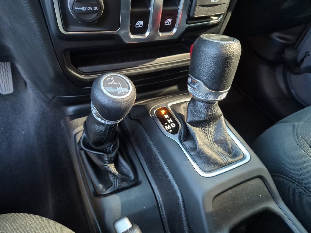 Used 2021 Jeep Wrangler Sport AWD/4WD image 22