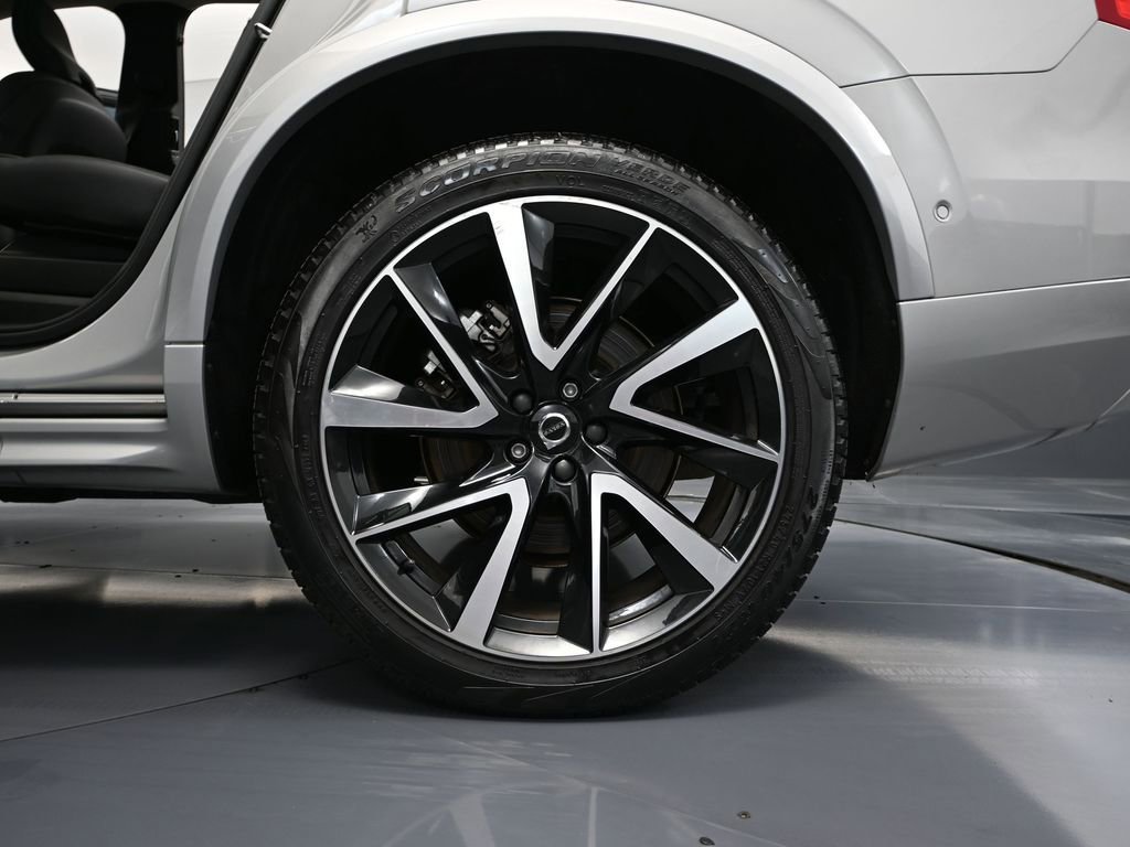 Used 2024 Volvo XC90 B5 Plus image 13