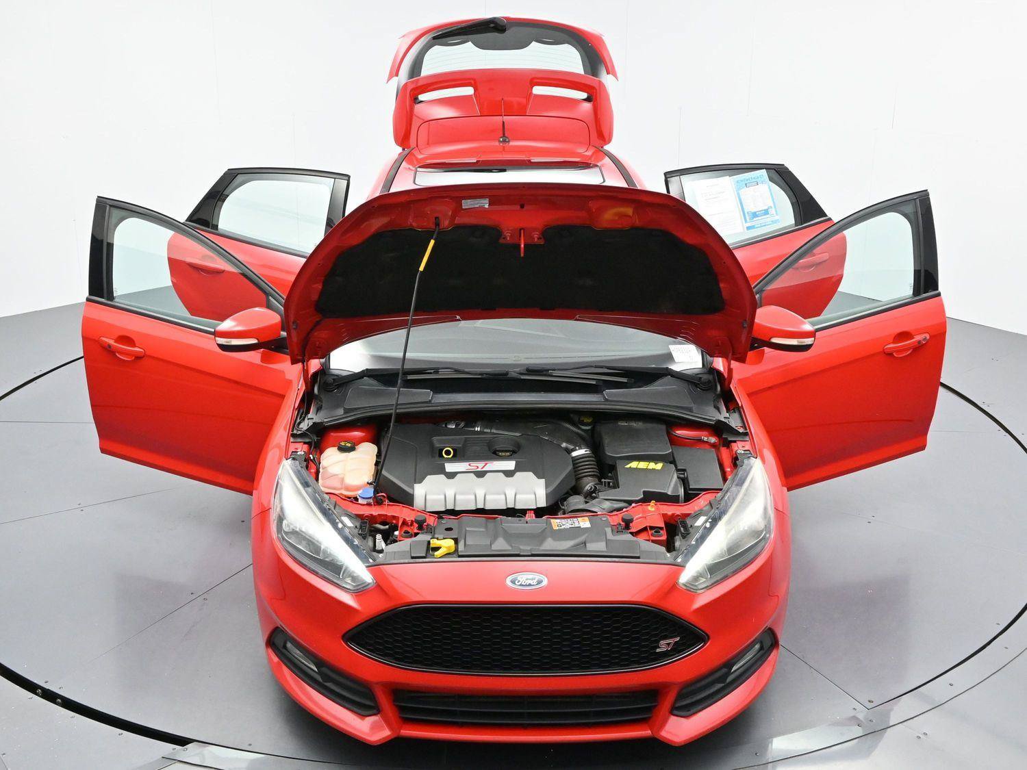 Used 2016 Ford Focus ST FWD image 39