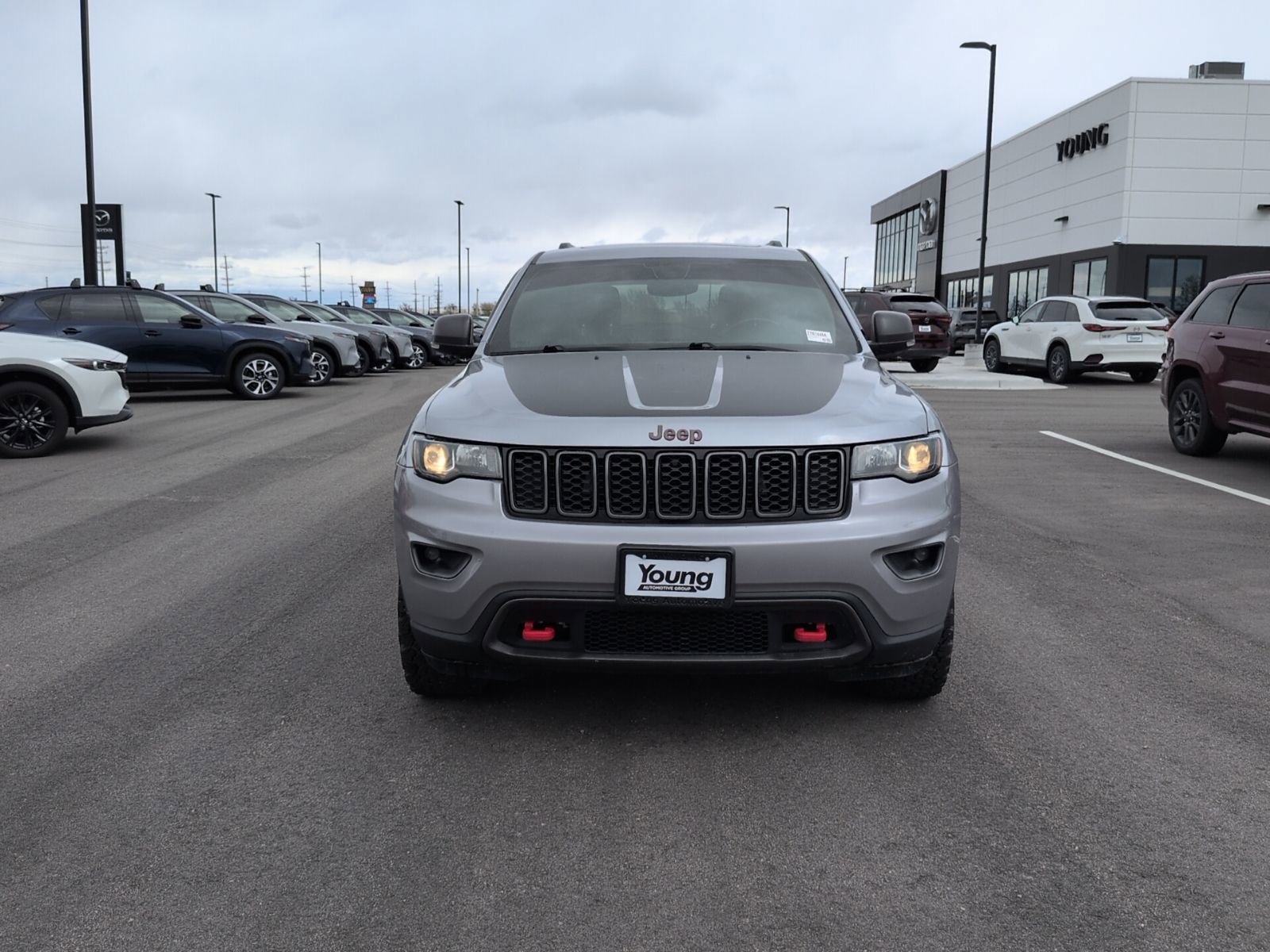 Used 2020 Jeep Grand Cherokee Trailhawk AWD/4WD image 2